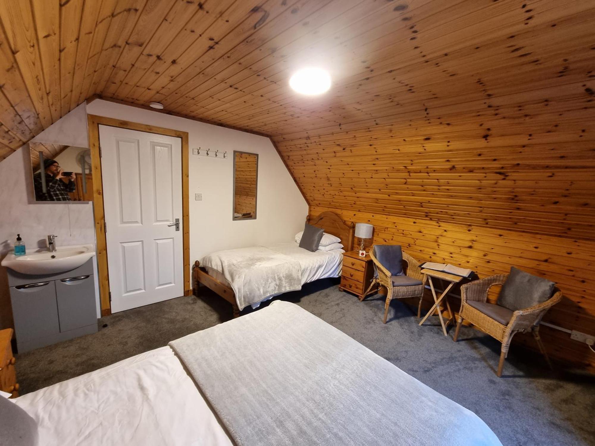 Carn Mhor Bed And Breakfast Aviemore Habitación foto