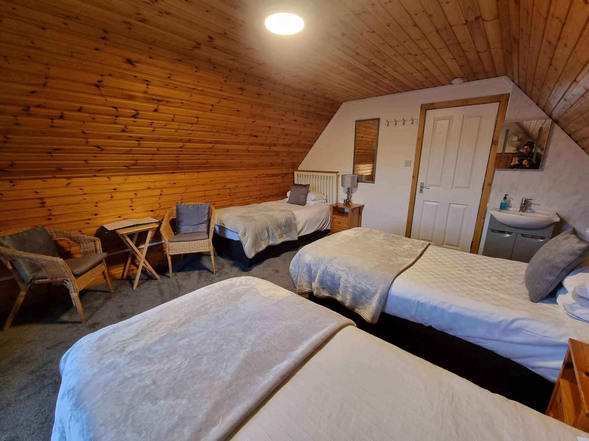 Carn Mhor Bed And Breakfast Aviemore Habitación foto