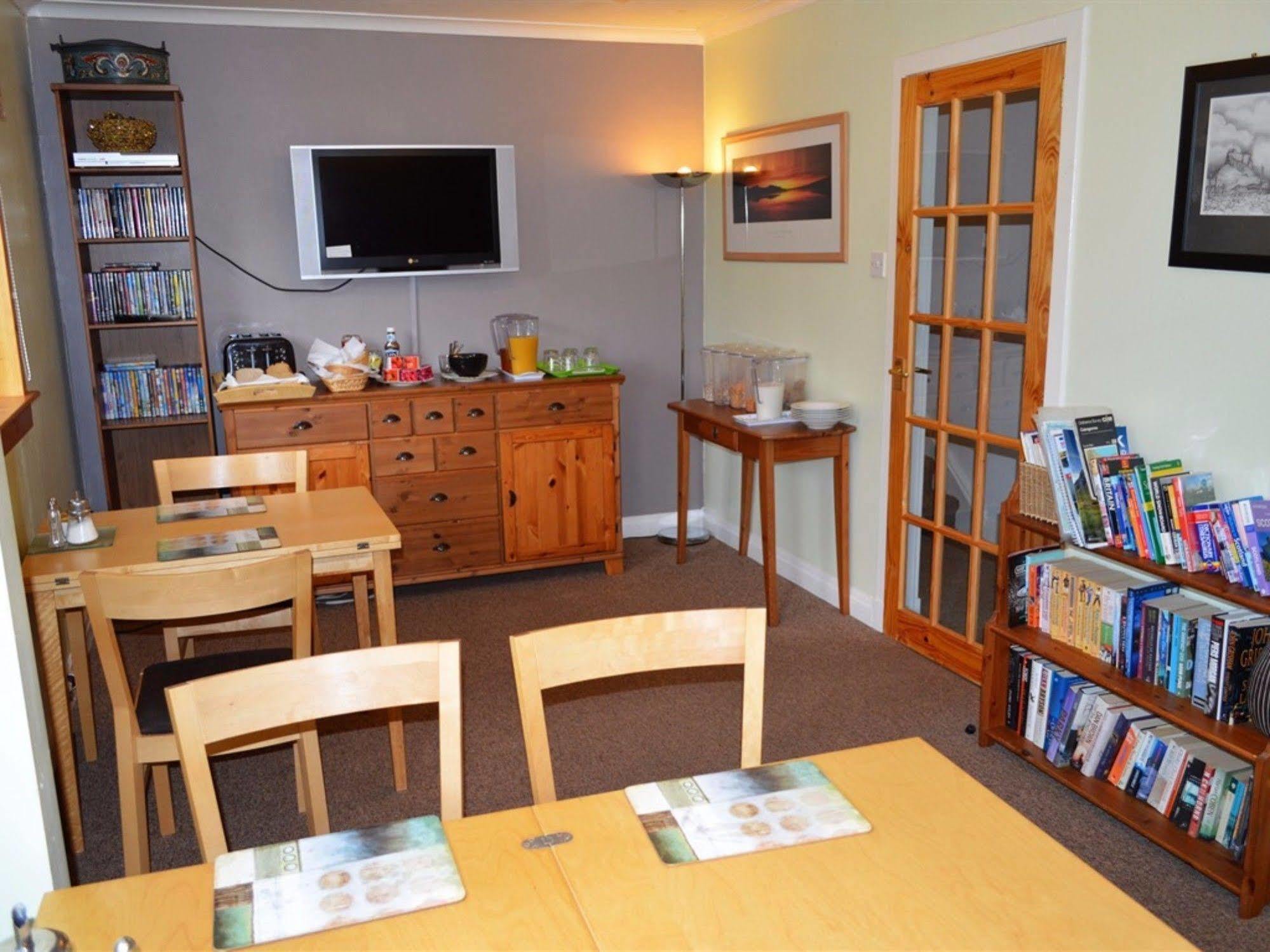 Carn Mhor Bed And Breakfast Aviemore Exterior foto
